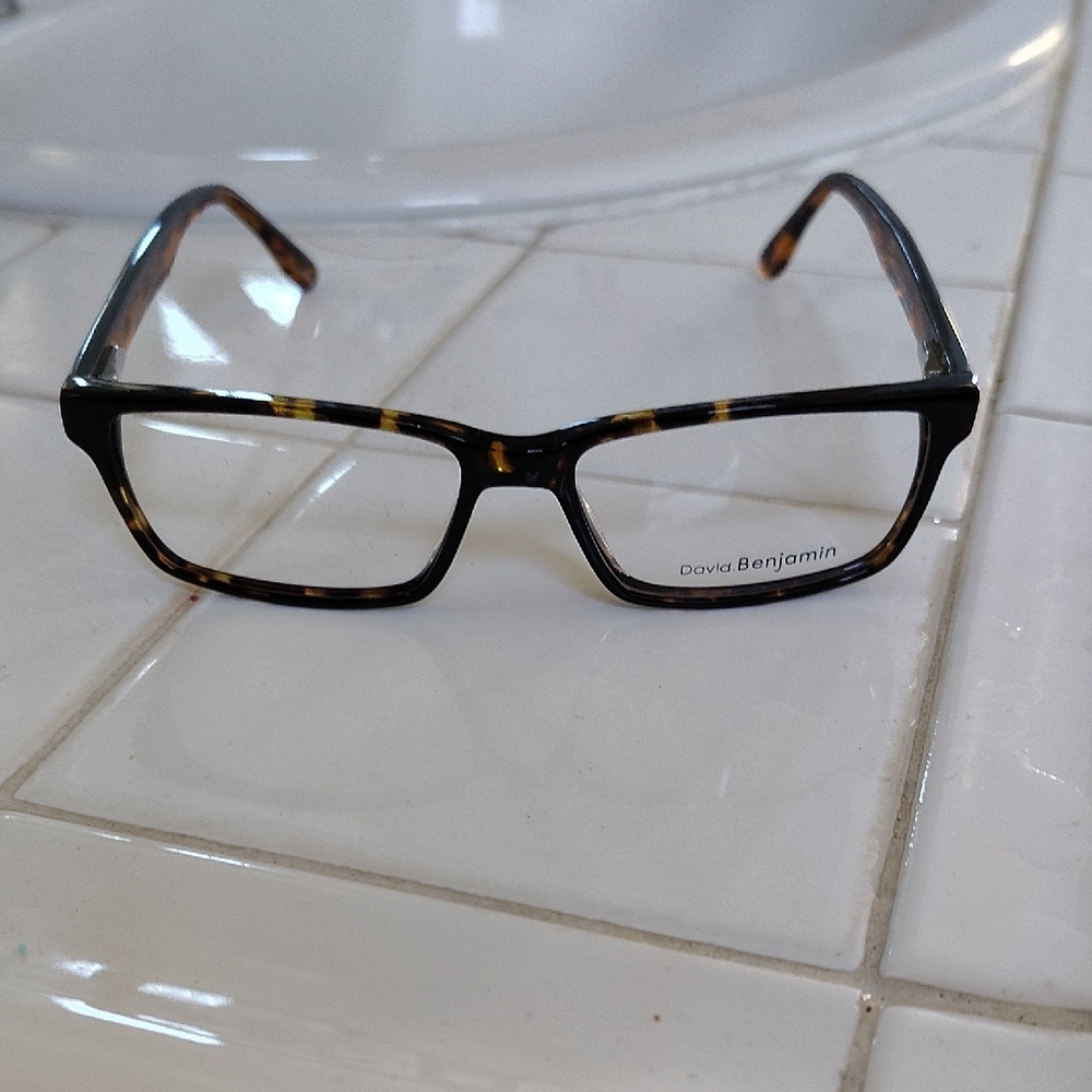 David Benjamin Tortoise Shell Rectangular Glasses - image 1